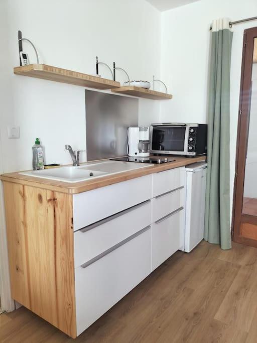 Studio Neuf A La Campagne Apartment Bressols ภายนอก รูปภาพ